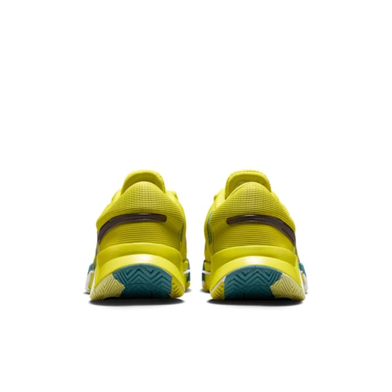 Nike GP Challenge 1 Premium HF1173-300 06