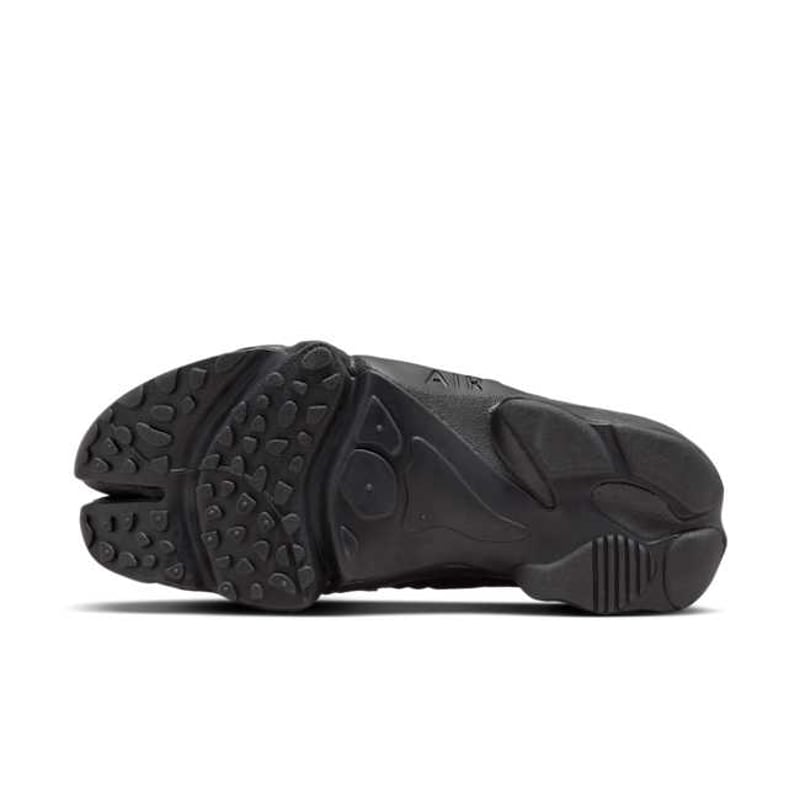 Nike Air Rift DZ4182-010 02