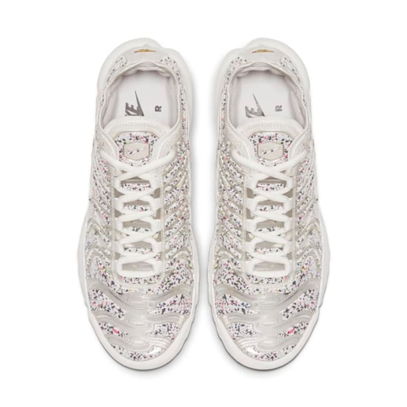 Nike Air Max Plus AR0970-002 04