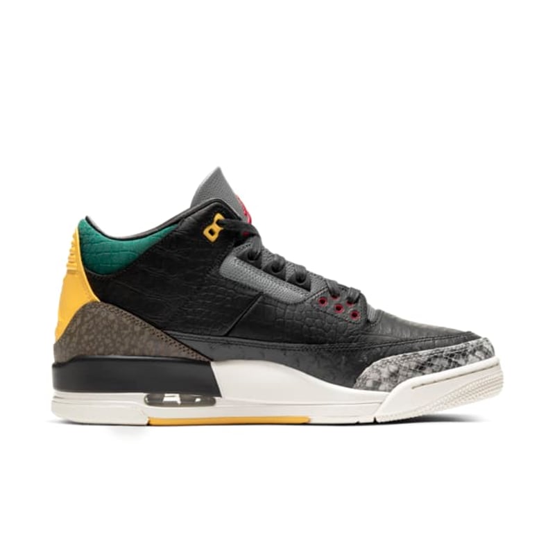Jordan 3 Retro SE CV3583-003 03