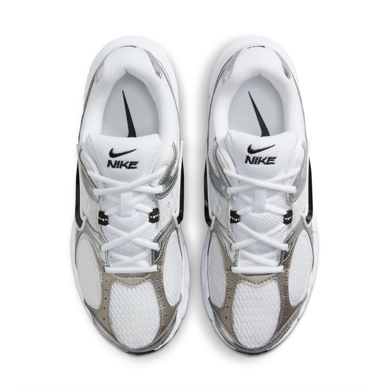 Nike V5 RNR HQ7901-107 04
