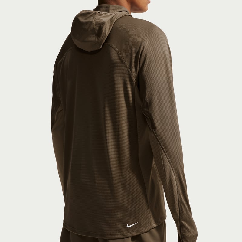 Top Nike ACG "Solar Chase" Dri-FIT UV Protection Hooded "Ironstone" | Homem | Exterior | 02 | SPORTSHOWROOM