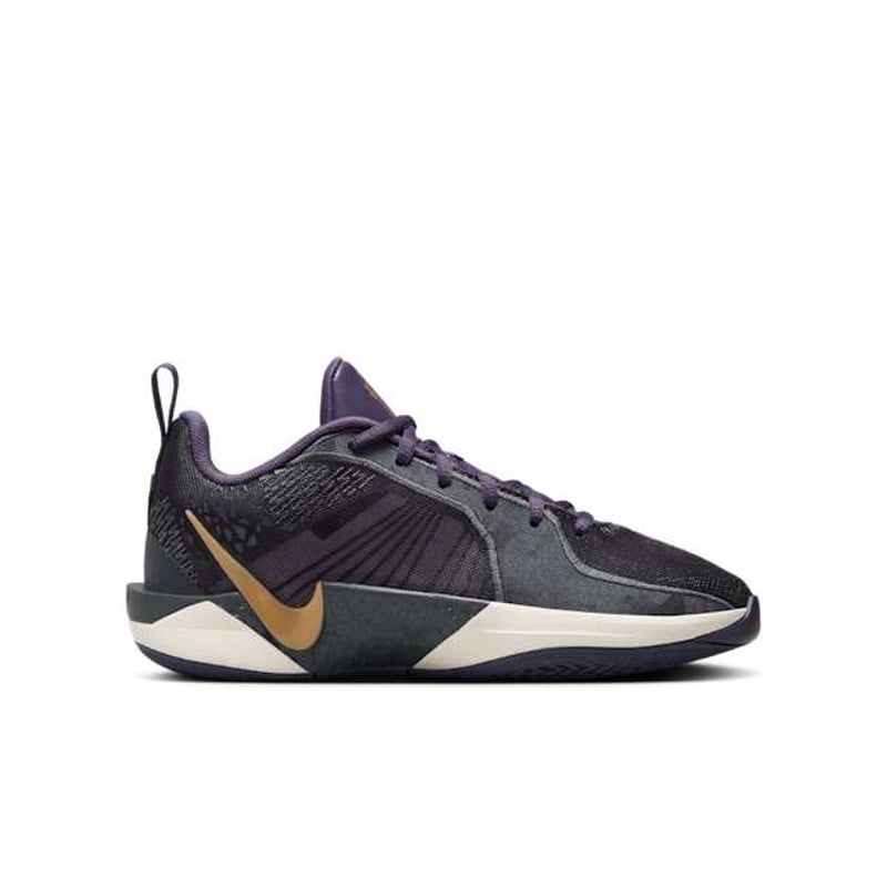 Nike Sabrina 2 FZ7302-500 03