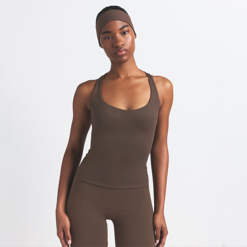 NikeSKIMS Matte Racerback IU8287-233 01