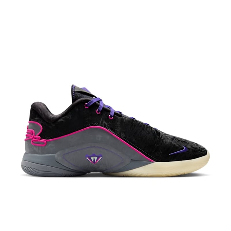Nike LeBron 22 FZ1094-001 03