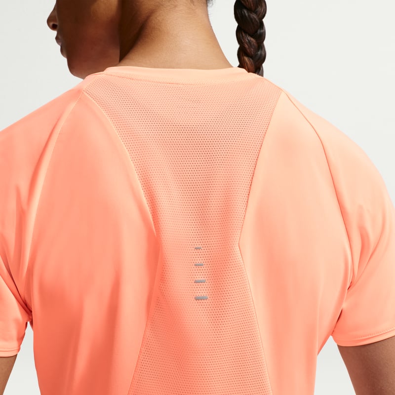 Nike Swift Dri-FIT HM9698-852 02