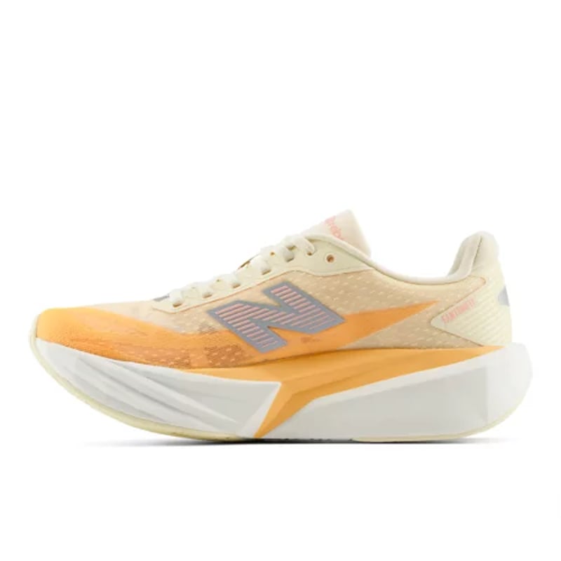 Tekaški copati New Balance FuelCell Rebel v5 "Calcium & Gumdrop" | Ženske | Tek | 01 | SPORTSHOWROOM