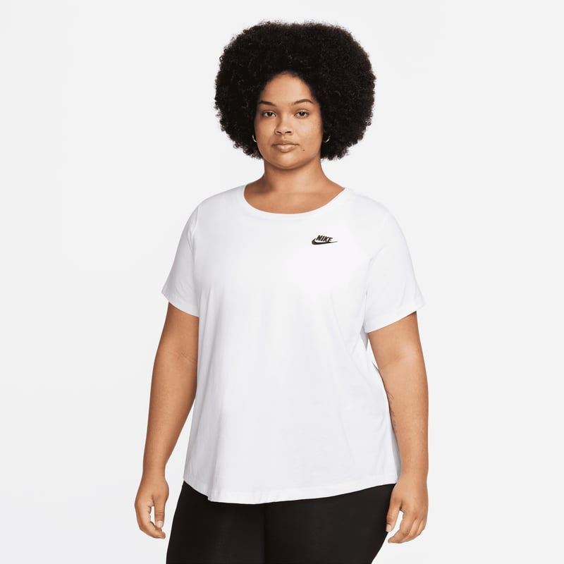 Nike Club Essentials FD0646-100 01