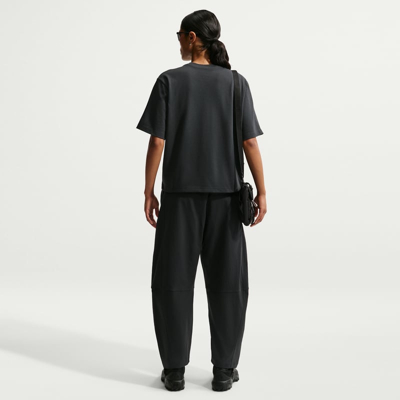 Nike ACG Troja "Black & Summit White" | Kvinnor | | 05 | SPORTSHOWROOM