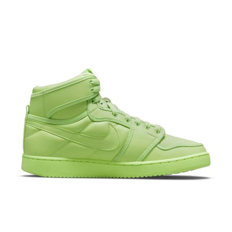 Jordan 1 Retro AJKO x Billie Eilish DN2857-330 03