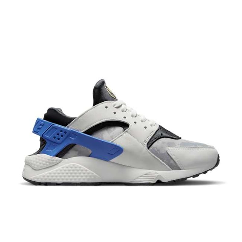 Nike Air Huarache Premium DR0286-100 03