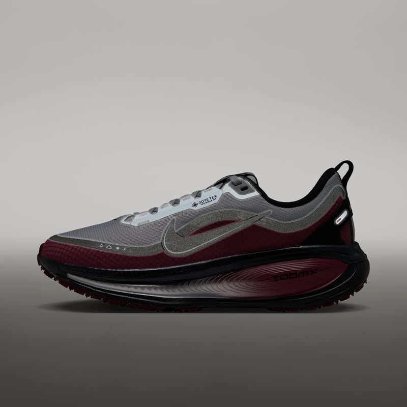 Buty do biegania Nike Vomero 18 GORE-TEX "Light Smoke Grey & Pink Smoke" | Kobiety | Bieganie | 08 | SPORTSHOWROOM