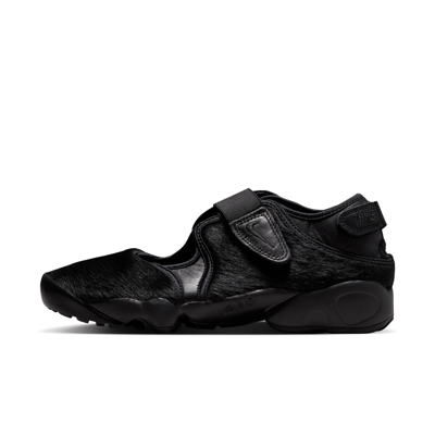 Sneakers Nike Air Rift ‘Pony Hair’ "Black & Cool Grey" | Donna | Sportstyle | 01 | SPORTSHOWROOM