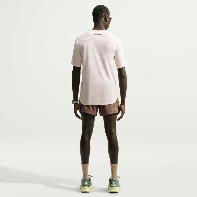 Nike ACG "Solar Chase" Dri-FIT ADV Shirt "Light Orewood Brown" | Men | Outdoor | 05 | SPORTSHOWROOM