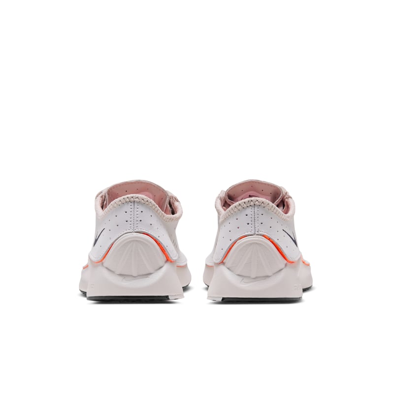 Sneakersy Nike Air Superfly "Sail & Total Orange" | Kobiety | Sportstyle | 06 | SPORTSHOWROOM