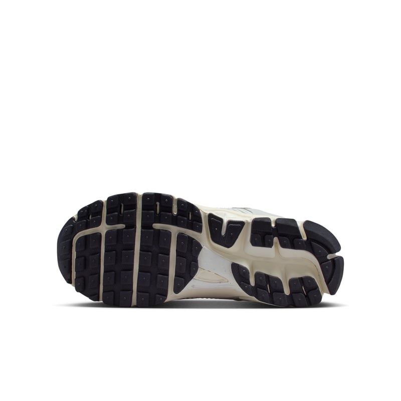 Nike Vomero 5 IM9467-001 02
