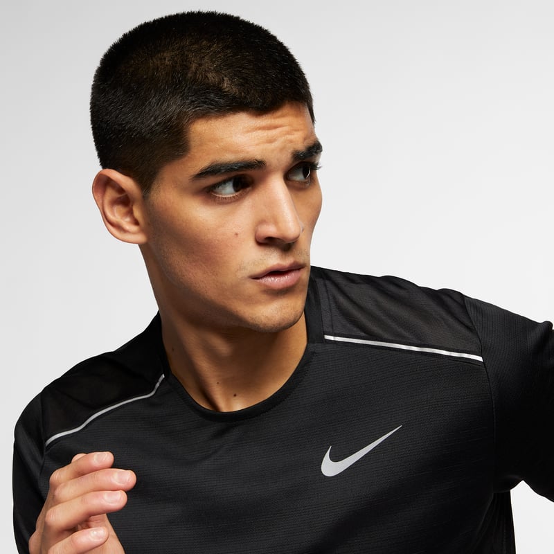 Nike Miler Dri-FIT Shirt "Black" | Men | Running | 03 | SPORTSHOWROOM