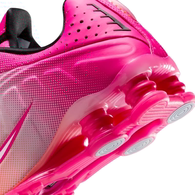 Nike Shox R4 IH2343-600 08