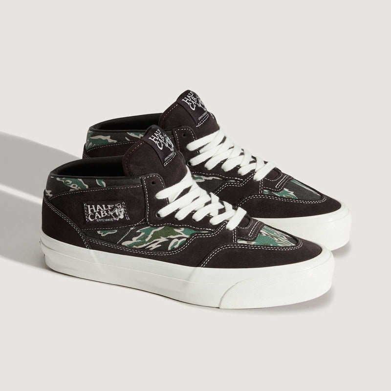 Vans Premium Half Cab VN000E97F03 02