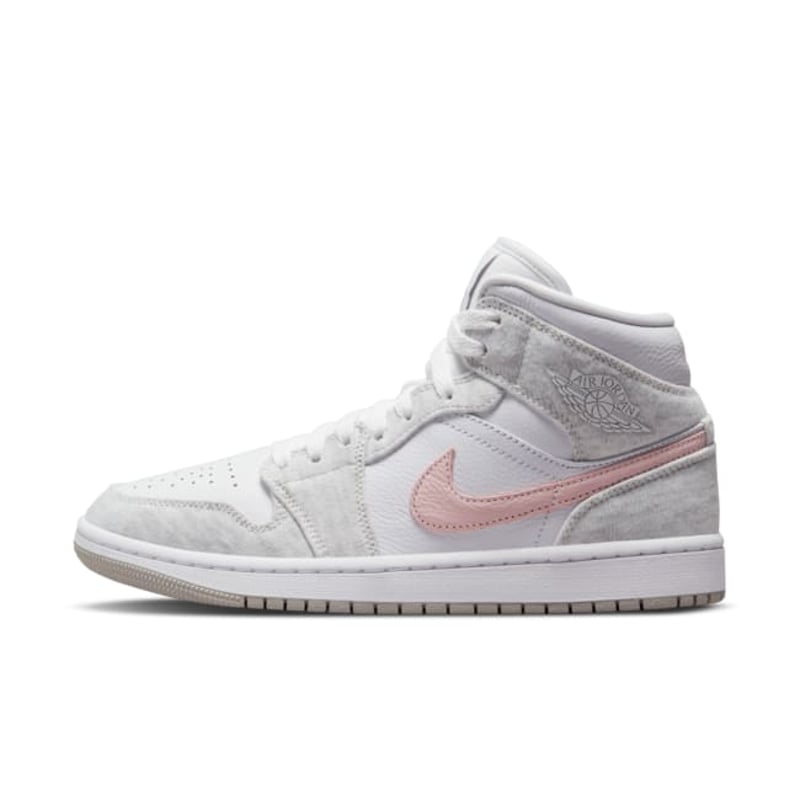Jordan 1 Mid SE DN4045-001 01