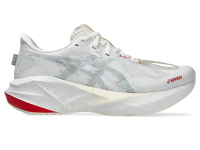 ASICS Novablast 5 x Bandit 1012B895-020