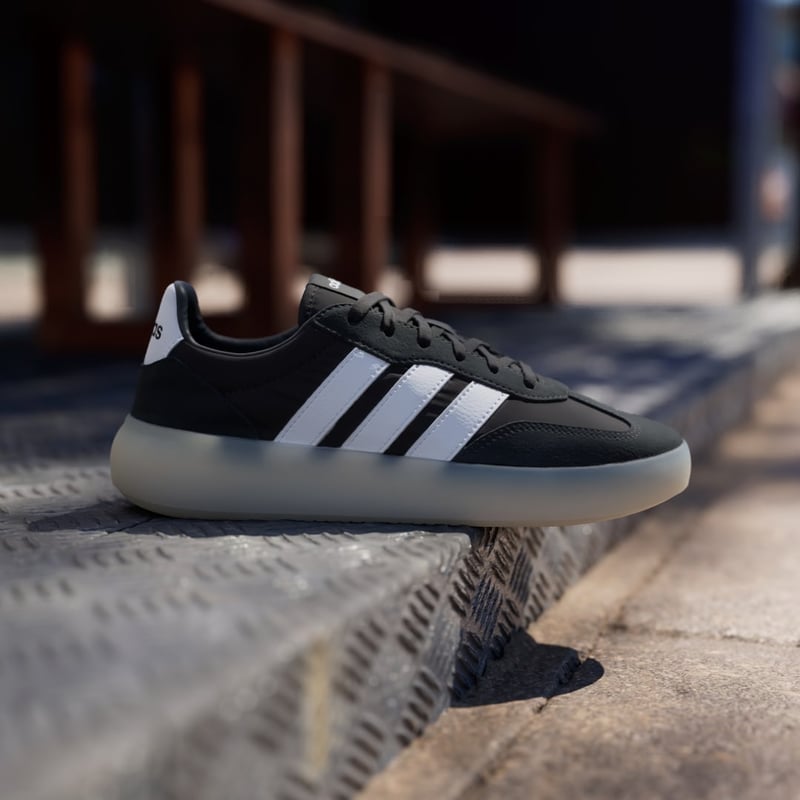 adidas Barreda Decode JR3102 02