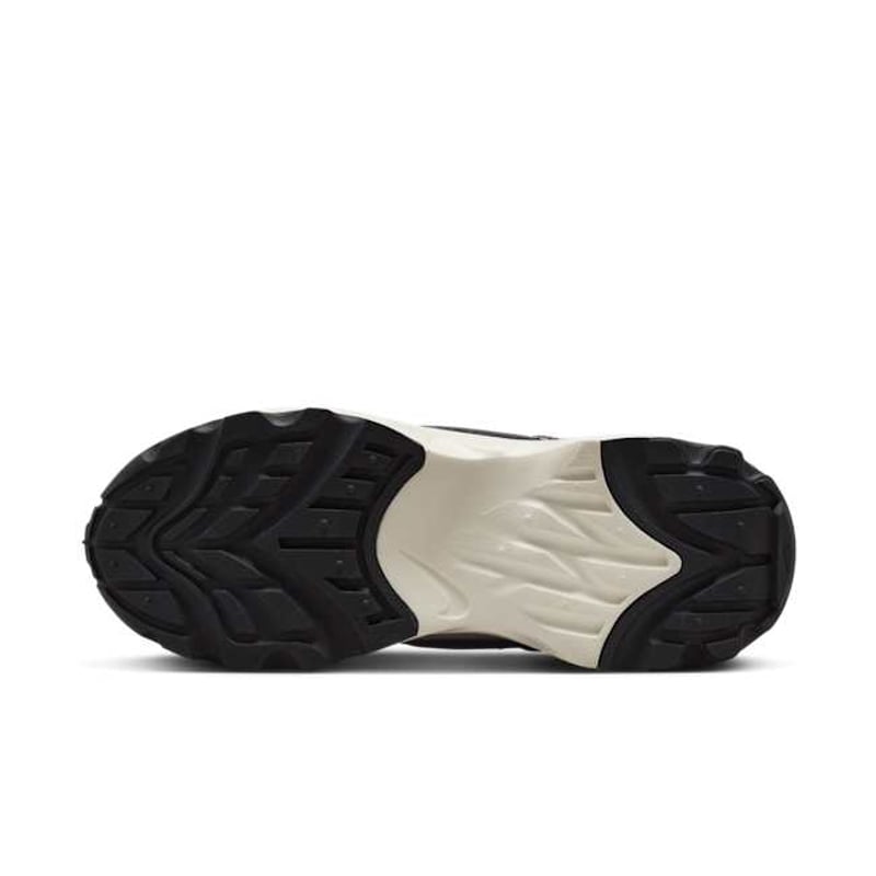 Nike TC 7900 DD9682-004 02