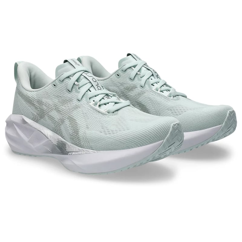 ASICS Novablast 5 1012B765-300 02