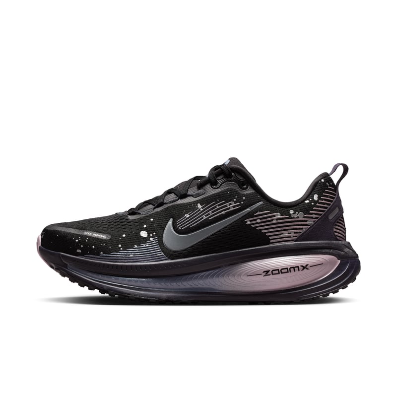 Nike Vomero 18 SE HV1779-001 01