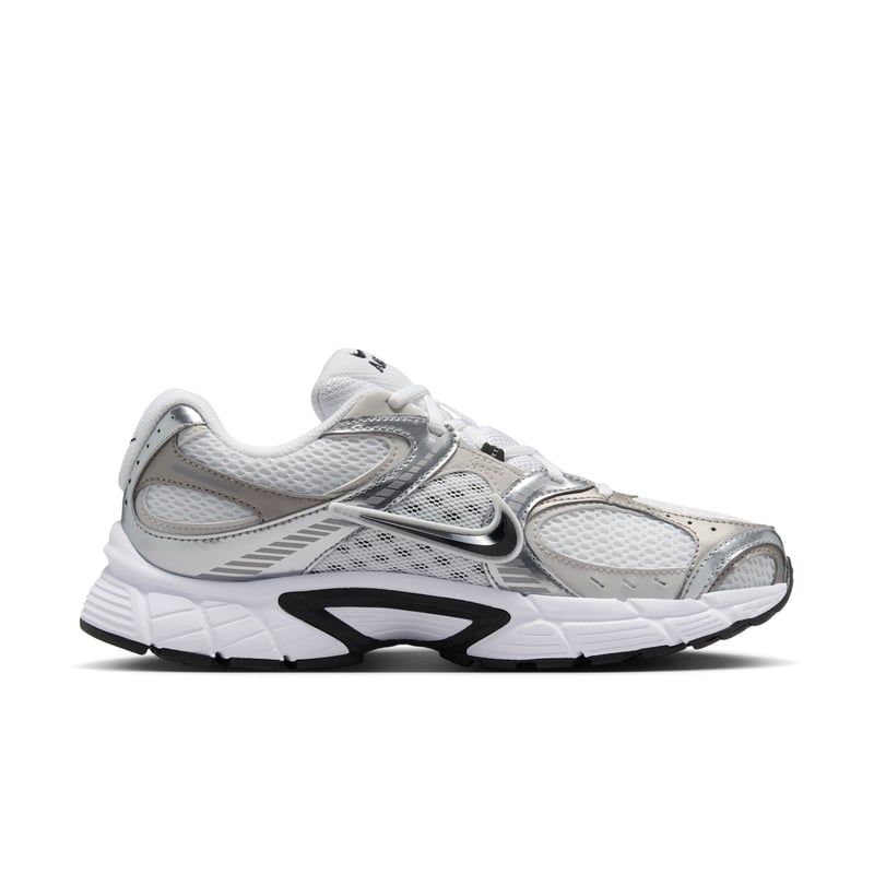 Nike V5 RNR HQ7901-107 03