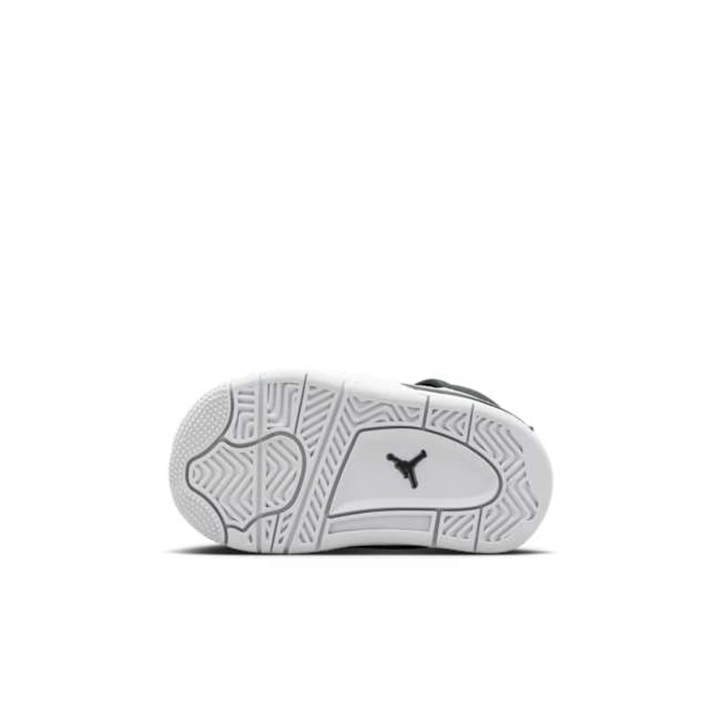 Jordan 4 Retro FZ8584-070 02
