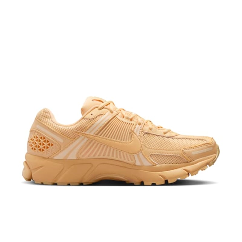 Nike Zoom Vomero 5 HF5493-200 03