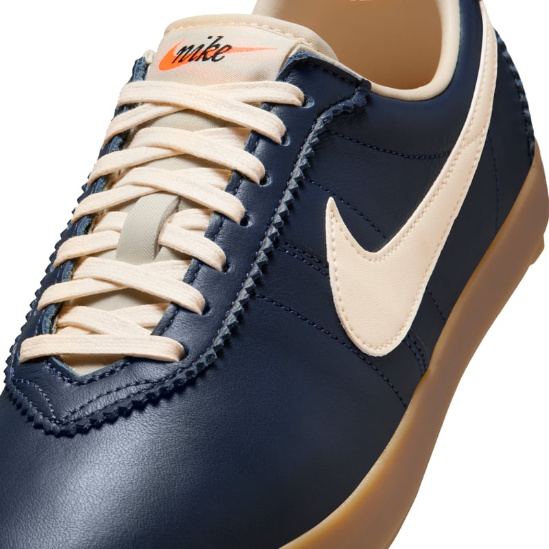 Nike Astrograbber Leather II1259-400 07