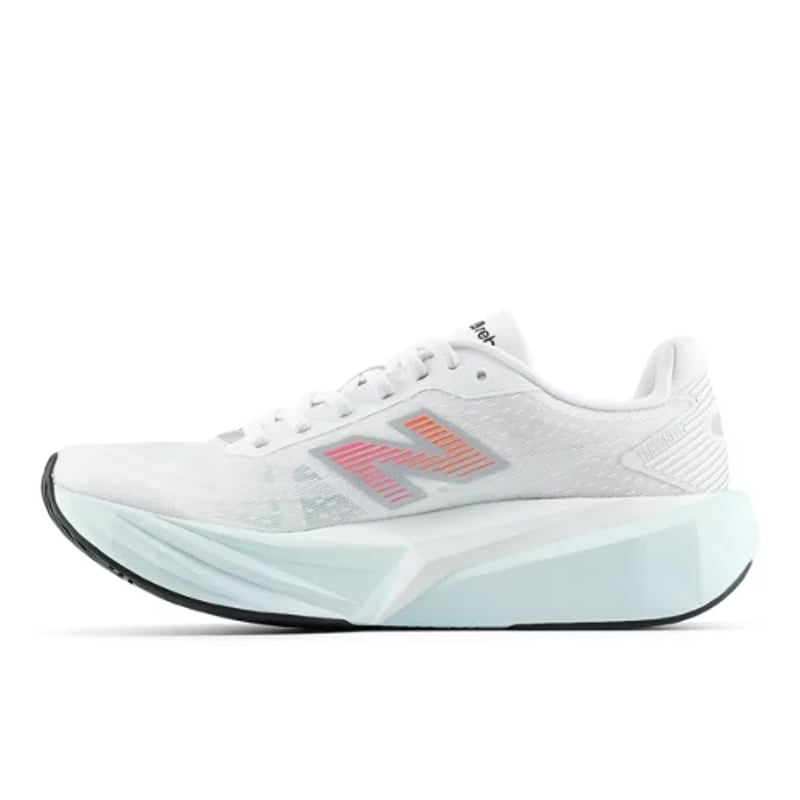 Tekaški copati New Balance FuelCell Rebel v5 "White & Pink Heat" | Ženske | Tek | 01 | SPORTSHOWROOM