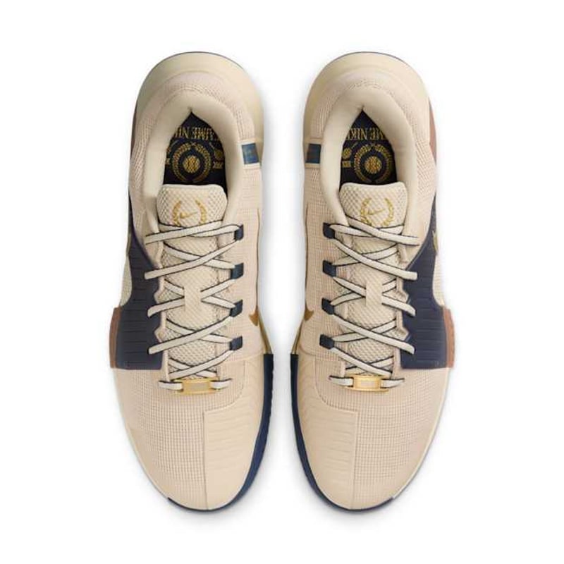 Nike GP Challenge 1 Premium FN4698-101 04