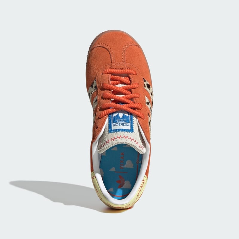 adidas Gazelle x Disney JI0074 02