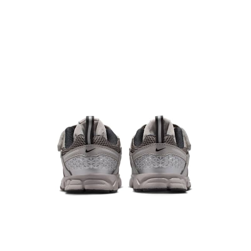 Nike Vomero 5 HF7000-010 06