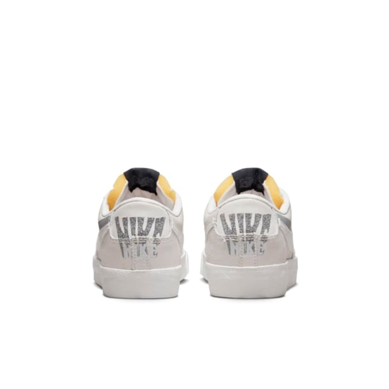 Nike Blazer Low '77 Premium DQ7671-001 06