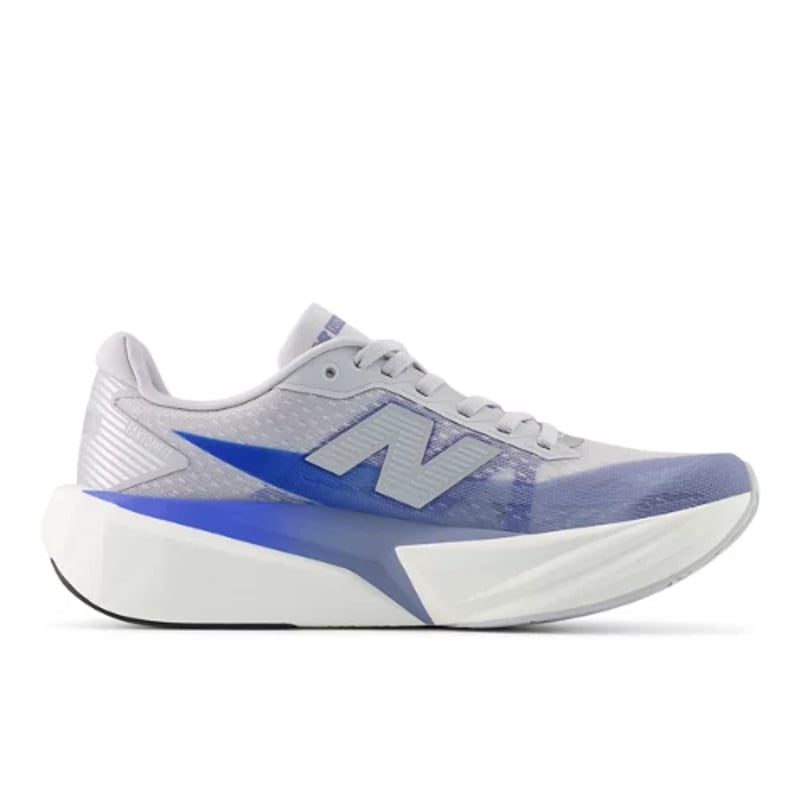 Tekaški copati New Balance FuelCell Rebel v5 "Pearl Grey & Dusk Shower" | Ženske | Tek | 00 | SPORTSHOWROOM