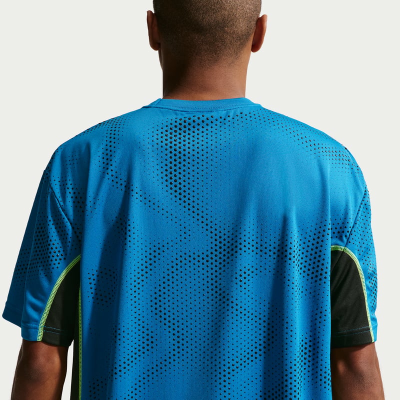 Nike SB Ishod Short-Sleeve Shirt "Brilliant Blue & Black" | Men | Skateboarding | 02 | SPORTSHOWROOM