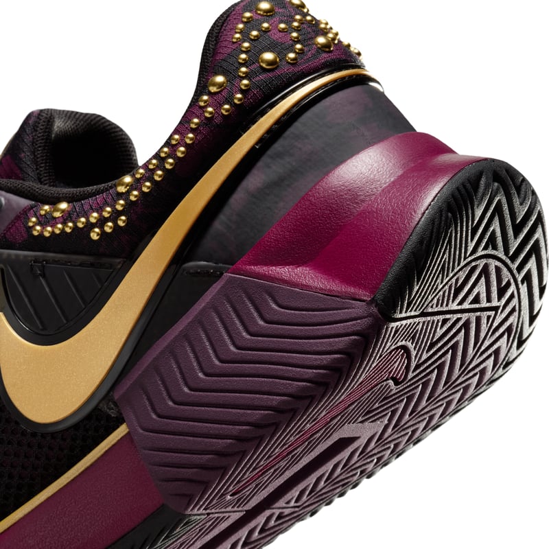 Nike GP Challenge 1 HQ2553-601 08