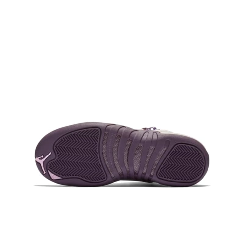 Jordan 12 Retro 510815-001 02