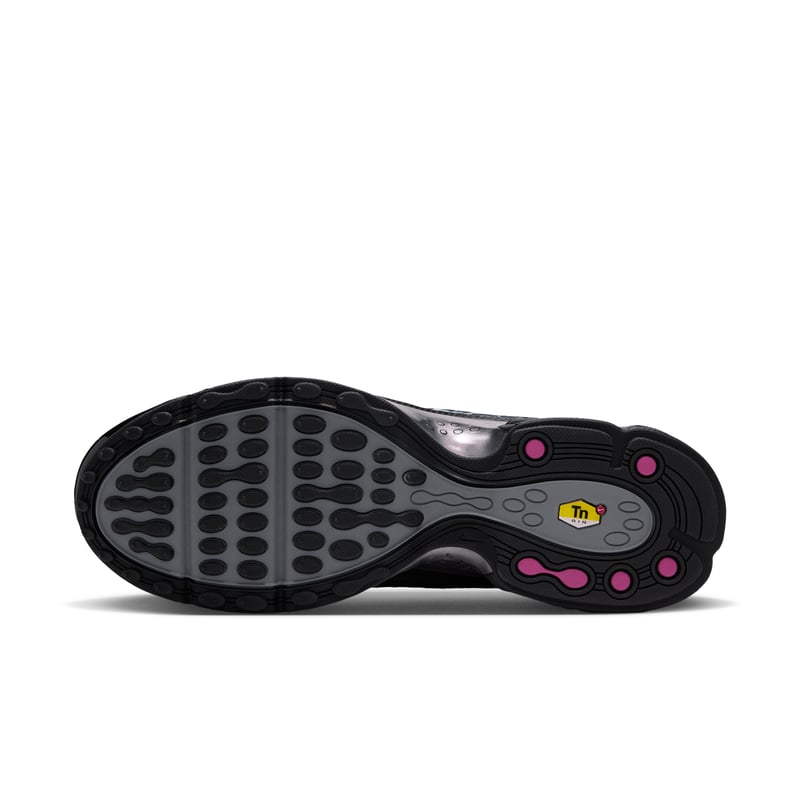 Tenisky Nike Air Max Plus 7 Premium "Camo" | Muži | Sportstyle | 02 | SPORTSHOWROOM