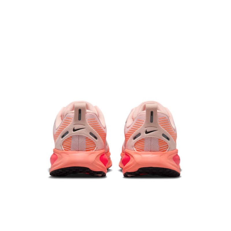 Nike Vomero 18 HQ2157-600 06