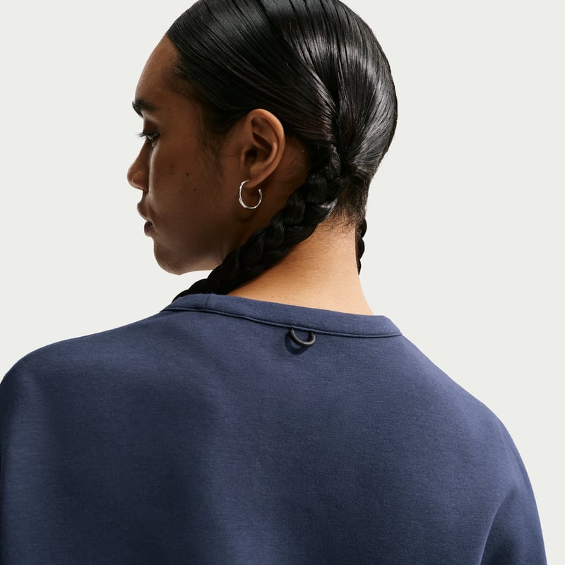 Nike 24.7 ImpossiblySoft Dri-FIT Oversized Crew HQ8193-410 02