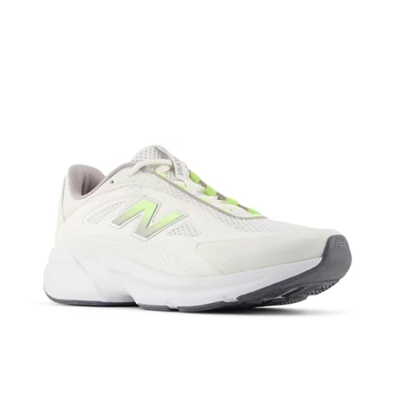 Buty treningowe New Balance CTLYST "Sea Salt & Truffle Salt" | Kobiety | Trening | 02 | SPORTSHOWROOM