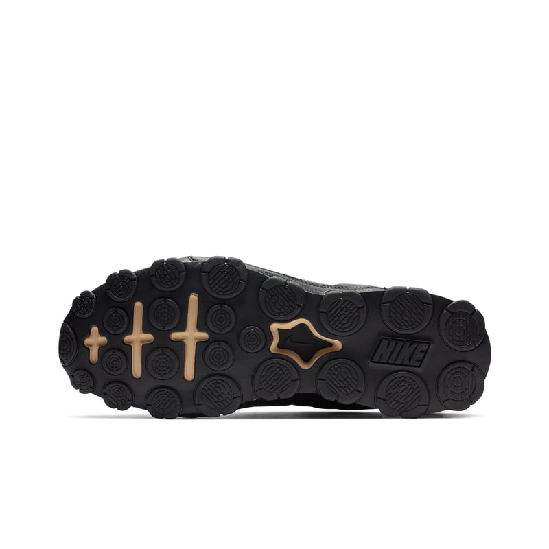 Nike Reax 8 TR 621716-020 02