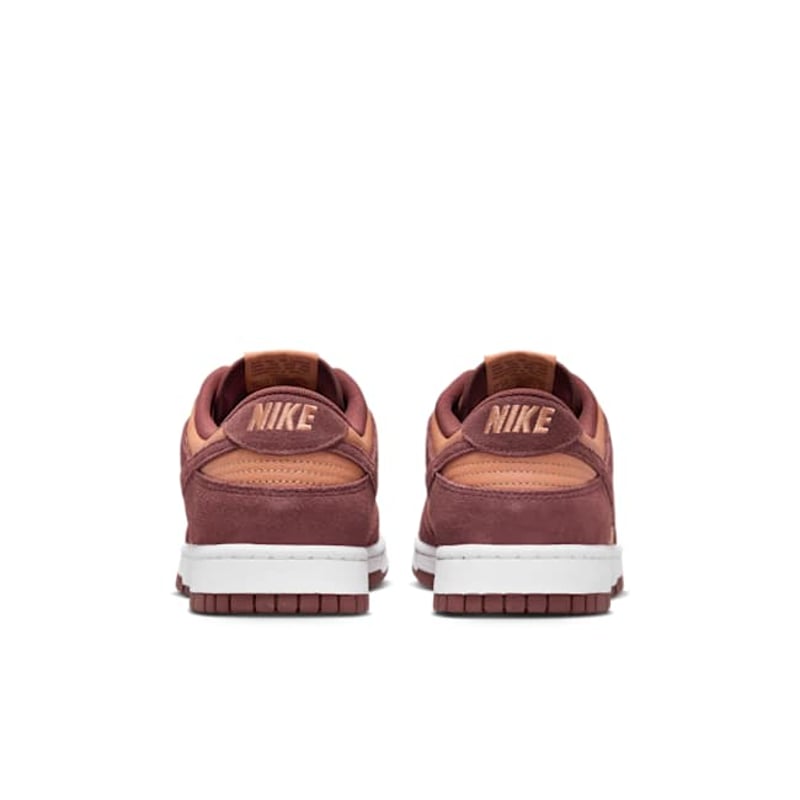 Nike Dunk Low SE FQ8249-200 06