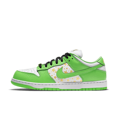 Nike SB Dunk Low x Supreme ‘Stars’ DH3228-101