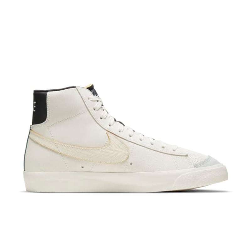 Nike Blazer Mid '77 DC5185-133 03